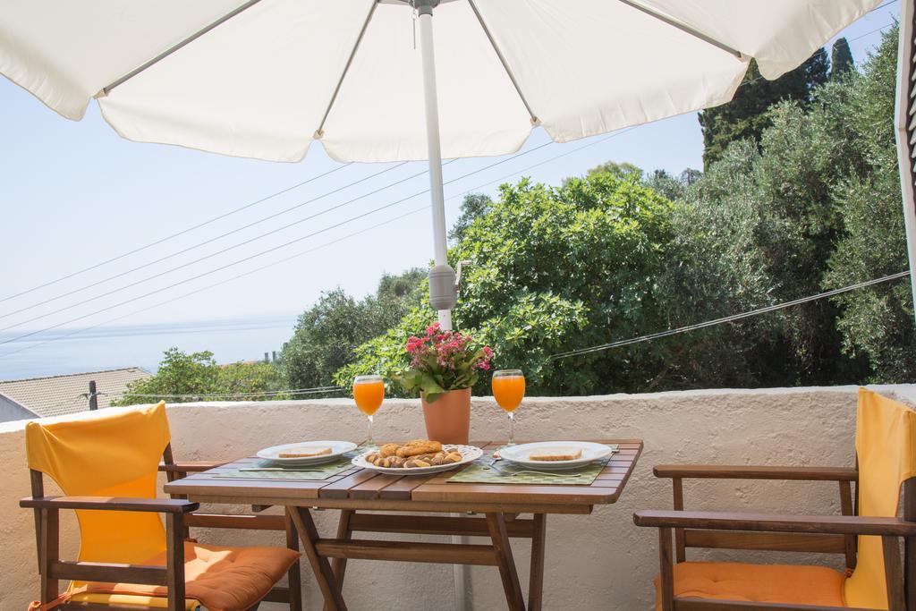 Apartments Margarita Kaizer Bridge Achílleion Dış mekan fotoğraf