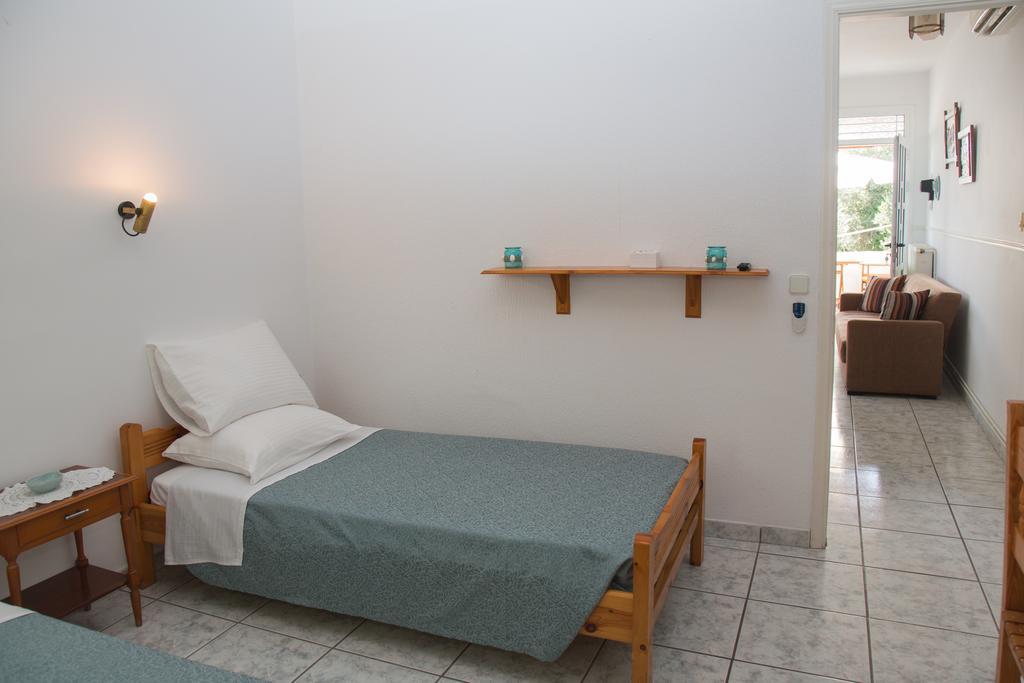 Apartments Margarita Kaizer Bridge Achílleion Dış mekan fotoğraf