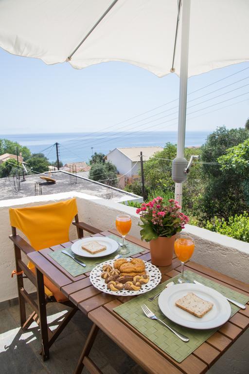 Apartments Margarita Kaizer Bridge Achílleion Dış mekan fotoğraf